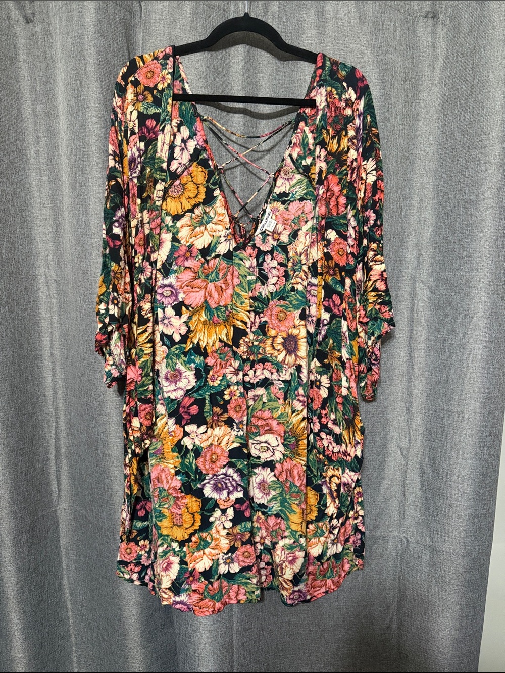 Billabong Floral Lace-Up V-Neck Tunic - Green Multi
